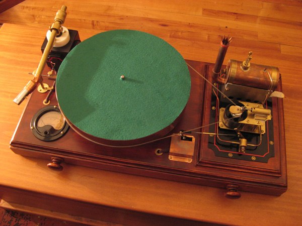 steam-powered-record-player.jpg