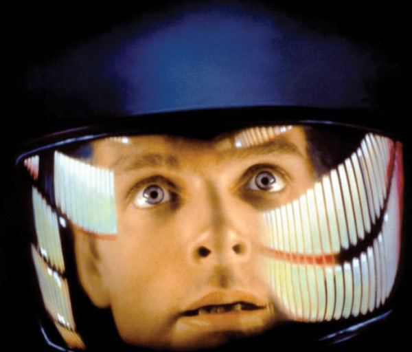 Gallery of big JPEG stills from 2001 A Space Odyssey