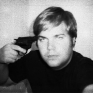 John-Hinckley_gun-320x304-300x300.jpg