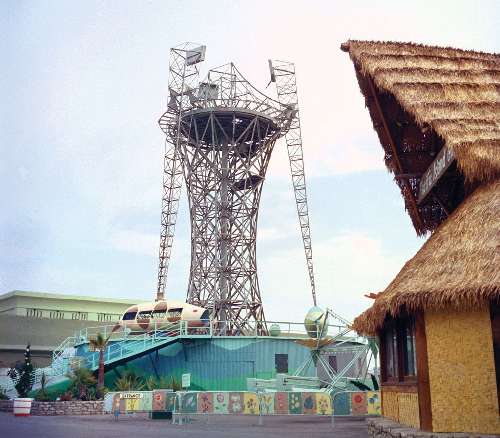 10 photos from L.A.'s long-gone Pacific Ocean Park, a day out by the