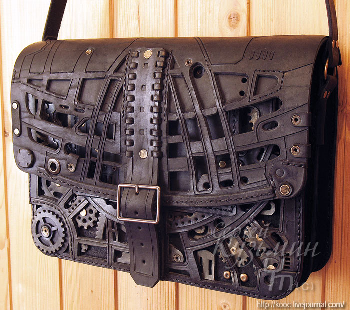 Astounding steampunk leatherwork bags and books - Boing Boing