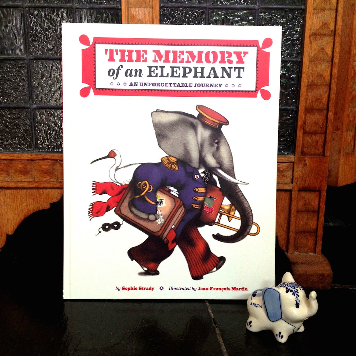 The Memory of an Elephant A beautifully illustrated multilayered