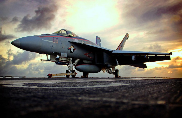 A U.S. Navy F/A-18E Super Hornet of the type that flew low over Berkeley on Tuesday. Photo: U.S. Navy