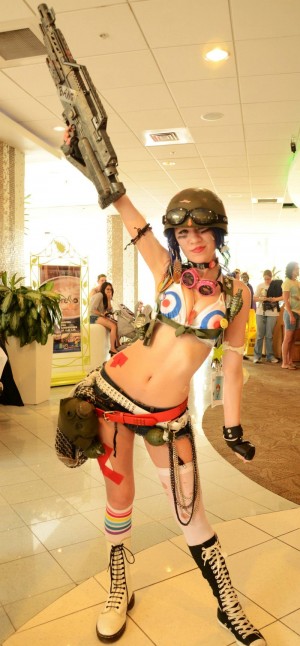tank_girl__by_kaylynn_syrin-d67a4y21-300x646.jpg