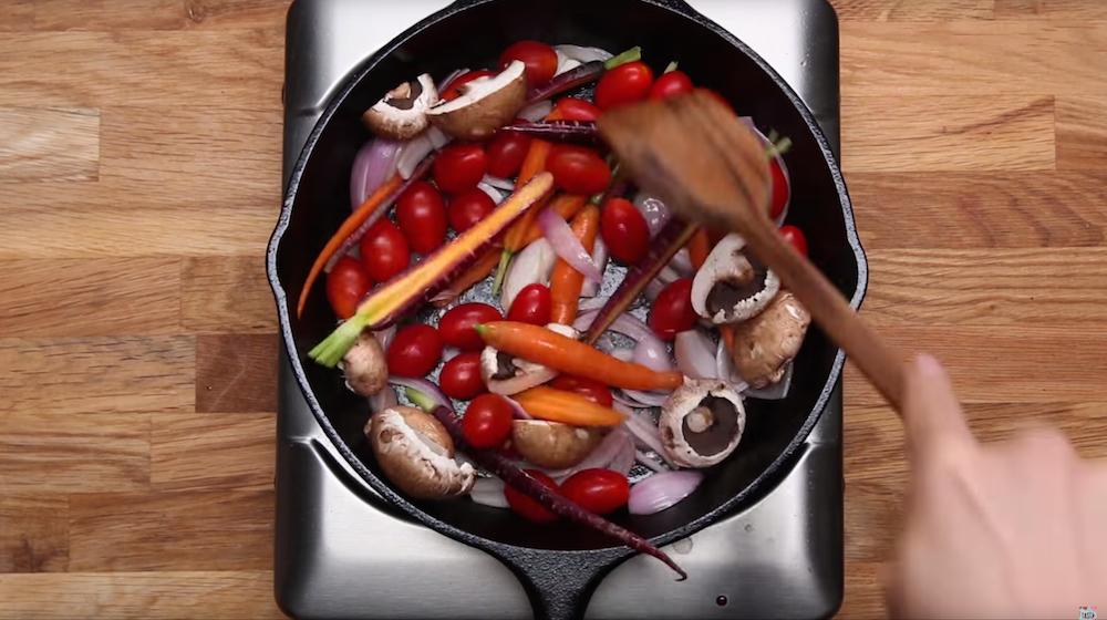 Great Primer On Cooking With And Caring For Cast Iron Skillets - Boing ...