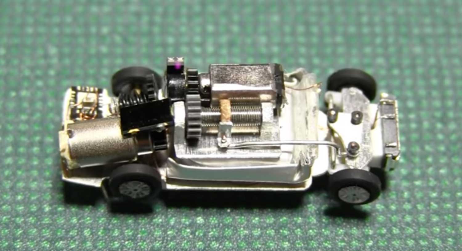 3 Modern Slot Car Drivers 1/25 Gesture Arm out window Driver Drag Oval Slotcar 