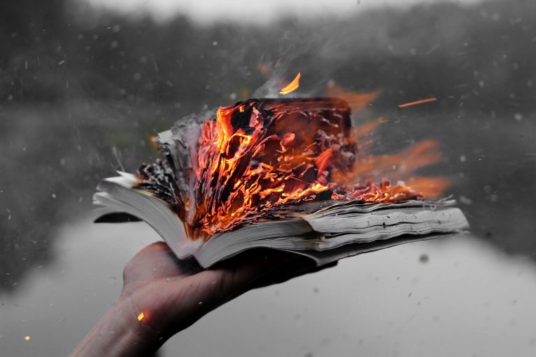 AI hallucinated a “best summer reading” list and, the Chicago Sun-Times published it