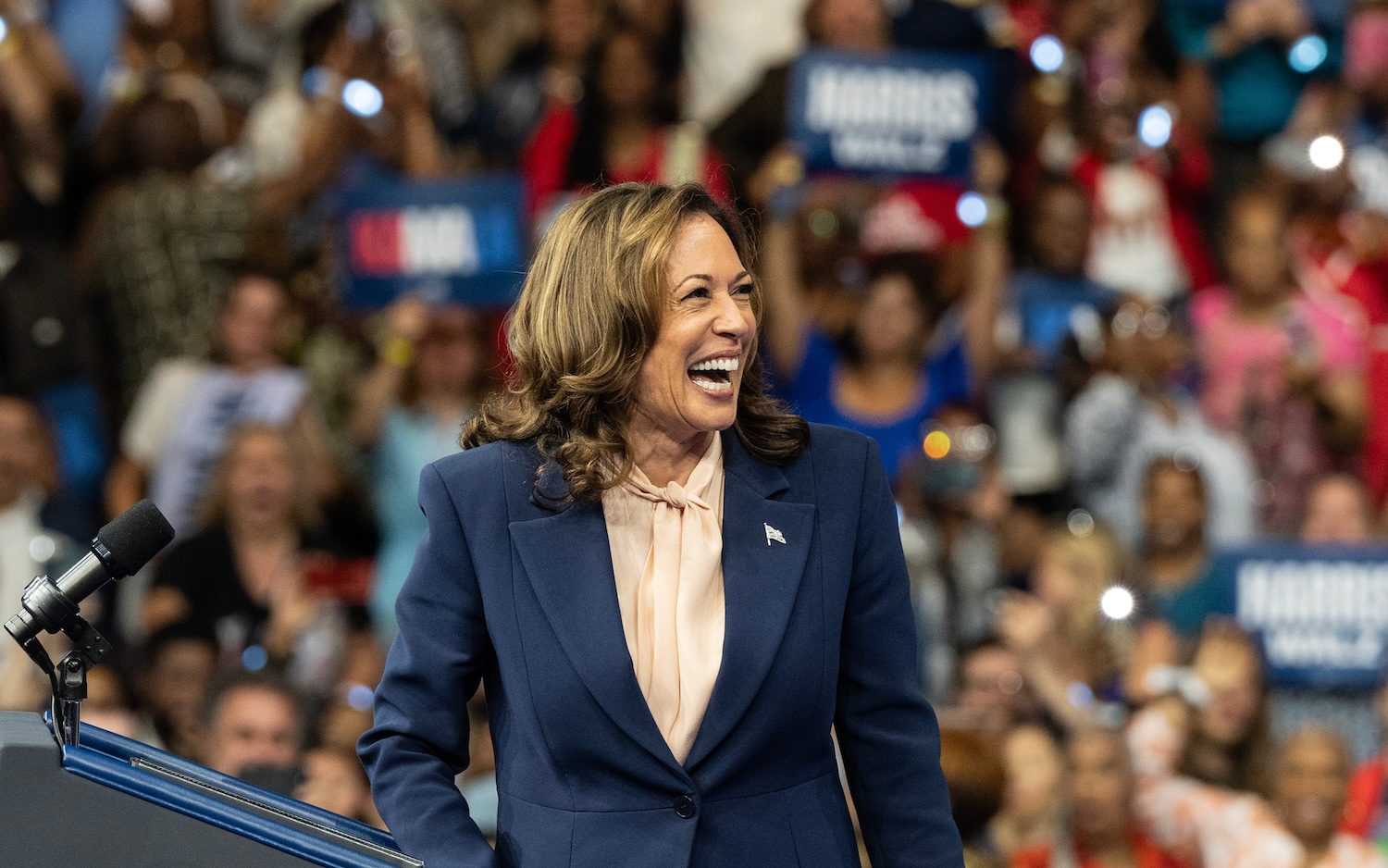 Trump "unconstitutional" for Kamala Harris to run for president